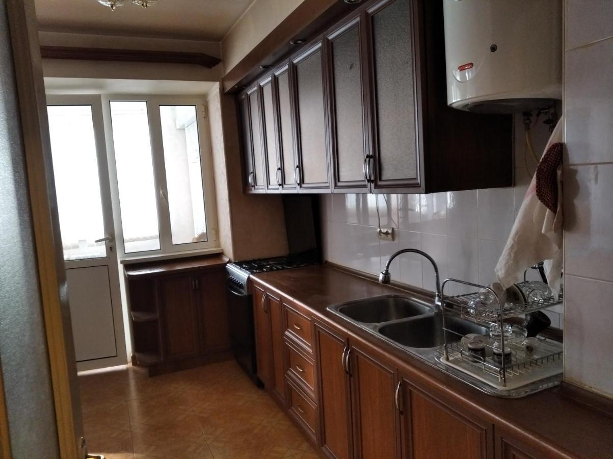 3 Room Apartment In Small Center Of Γιερεβάν Εξωτερικό φωτογραφία