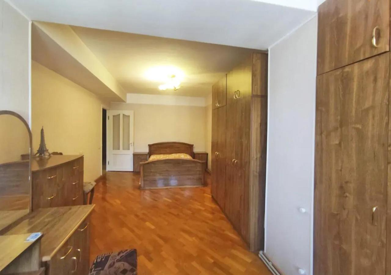 3 Room Apartment In Small Center Of Γιερεβάν Εξωτερικό φωτογραφία